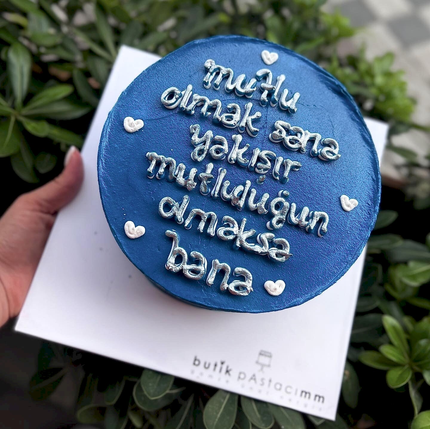 Mutluluk Temalı Yazılı Pasta