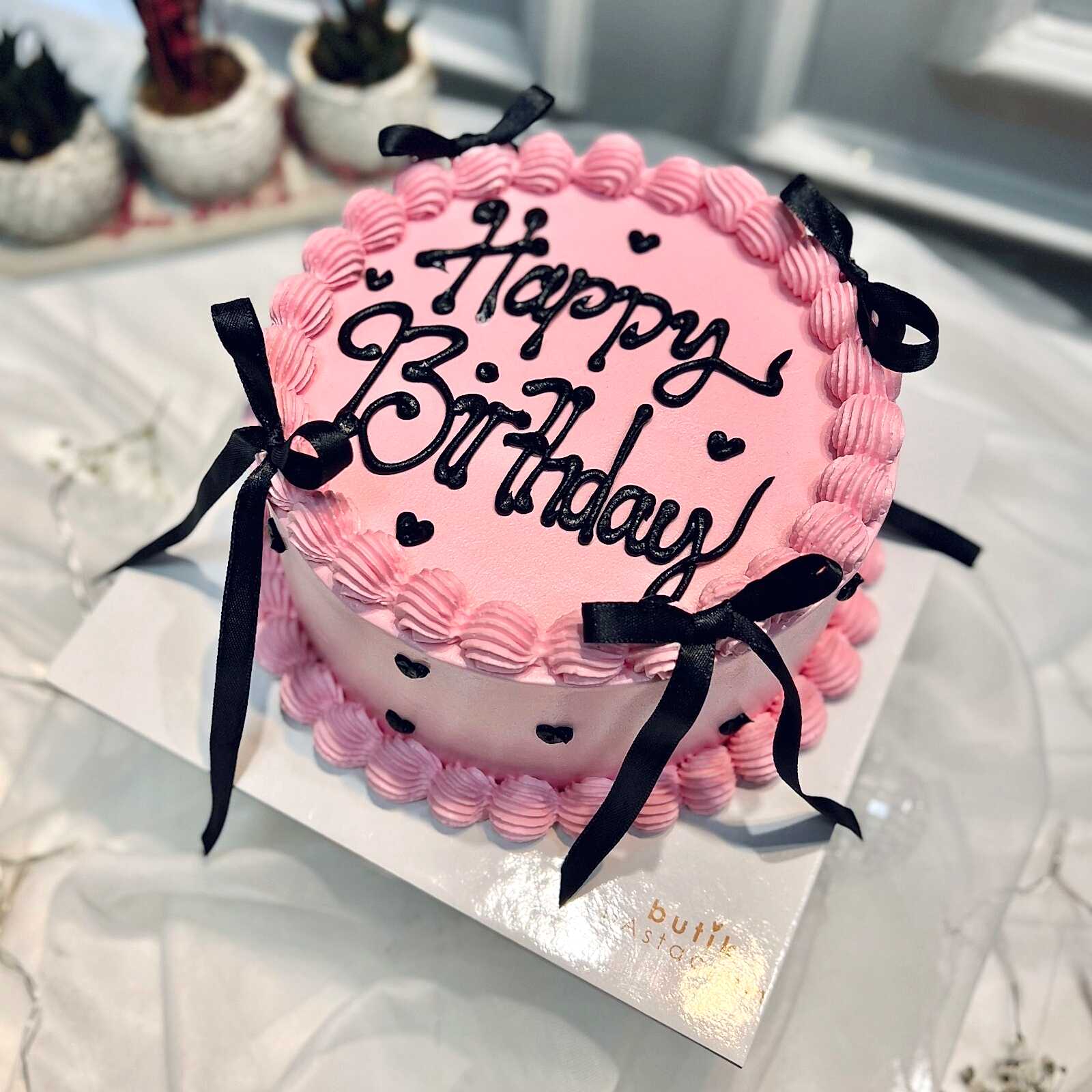 Pembe Happy Birthday Yazılı Pasta