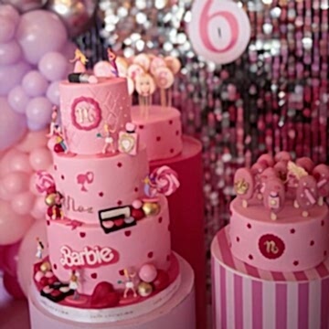 Prenses Bebekli Süslü Çocuk Pastası