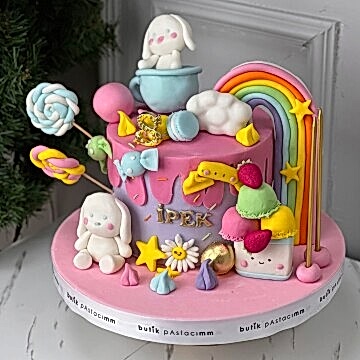 Özel Karakterli Pasta