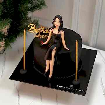 Figürlü Pasta (Elinde Ruj Olan Kadın)