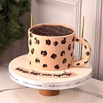 Kahve Fincanı Pasta (Leoparlı)