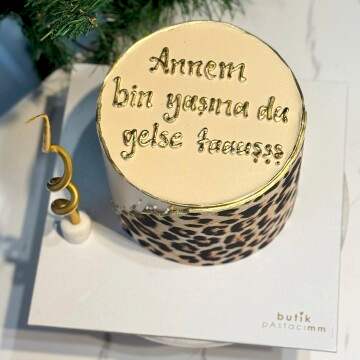 Leopar Dizaynlı Yazılı Pasta