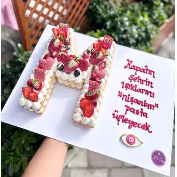 M Harf Kurabiye Pasta