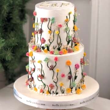 Mini Çiçekli Zarif Nişan Pastası