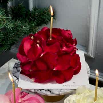 Noble Red Sevgililer Günü Pastası