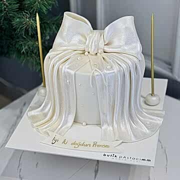 Sedefli Kurdele Detaylı Pinterest Pastası