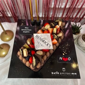 Şişe Tasarımlı Kurabiye Pasta