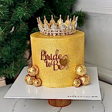 Üfleyince Etrafa Sim Saçılan Gold Taçlı Disco Toplu Pasta (Simli Pasta Üfleme)