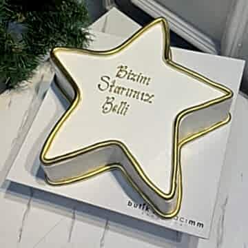 Yıldız Şeklinde Beyaz Gold Yazılı Pasta